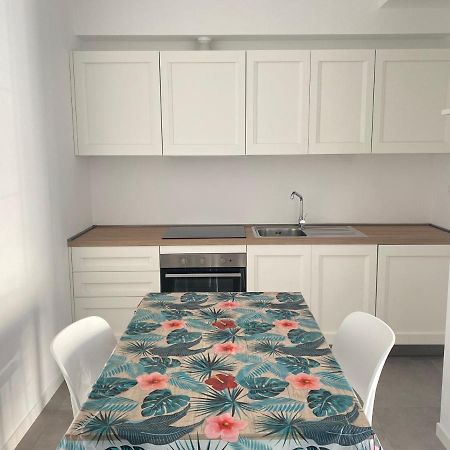 Nuovo Bilocale Super Accessoriato Con Spazio Esterno Apartment Sirolo Bagian luar foto